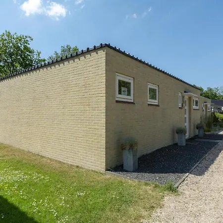 Holiday home Contemporary With Garden